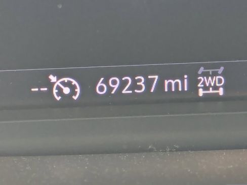 Used 2020 Chevrolet Silverado 1500 LT w/ All-Star Edition image 33