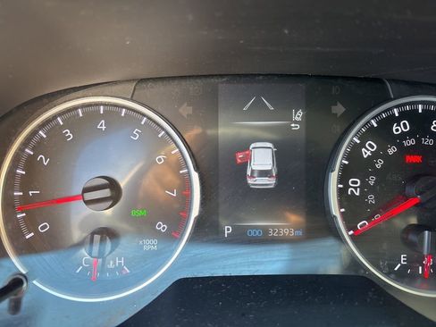 Used 2020 Toyota RAV4 LE w/ All Weather Liner Package AWD/4WD image 18
