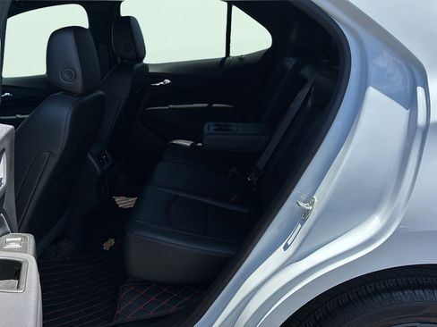 Used 2024 Chevrolet Equinox RS w/ RS Leather Package FWD image 15