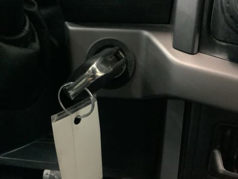 Used 2024 Ford F150 XLT w/ Mobile Office Package image 18