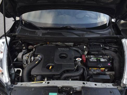 Used 2011 Nissan Juke S image 27