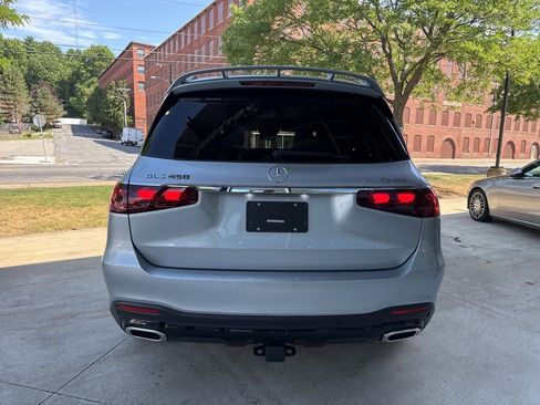 New 2025 Mercedes-Benz GLS 450 4MATIC image 7