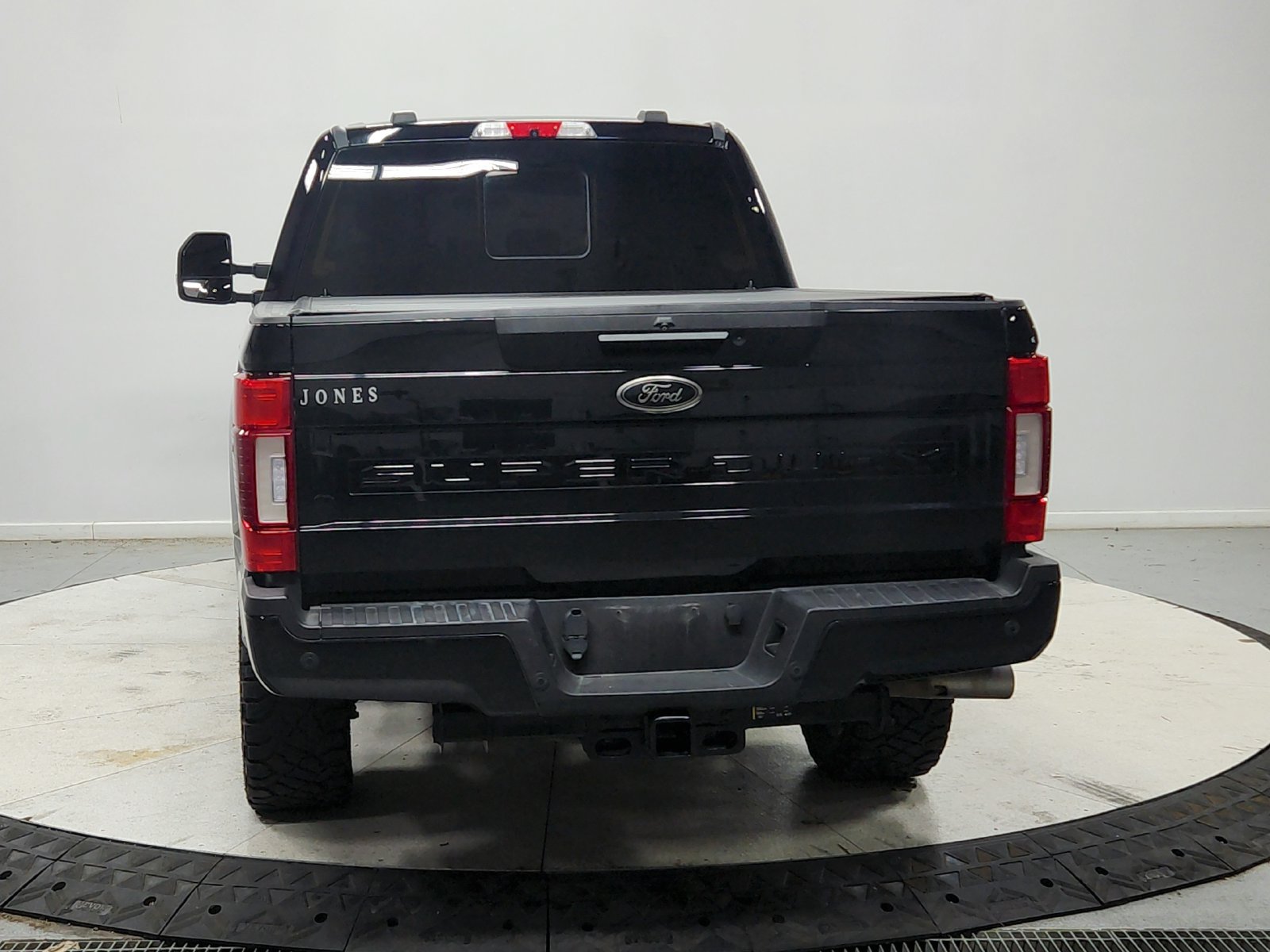 Used 2022 Ford F250 Lariat w/ Black Appearance Package AWD/4WD image 7