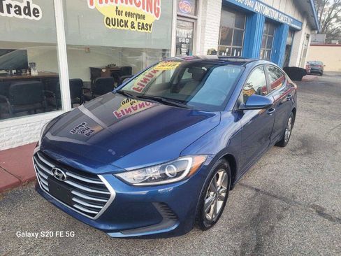 Used 2018 Hyundai Elantra SEL w/ Cargo Package image 1