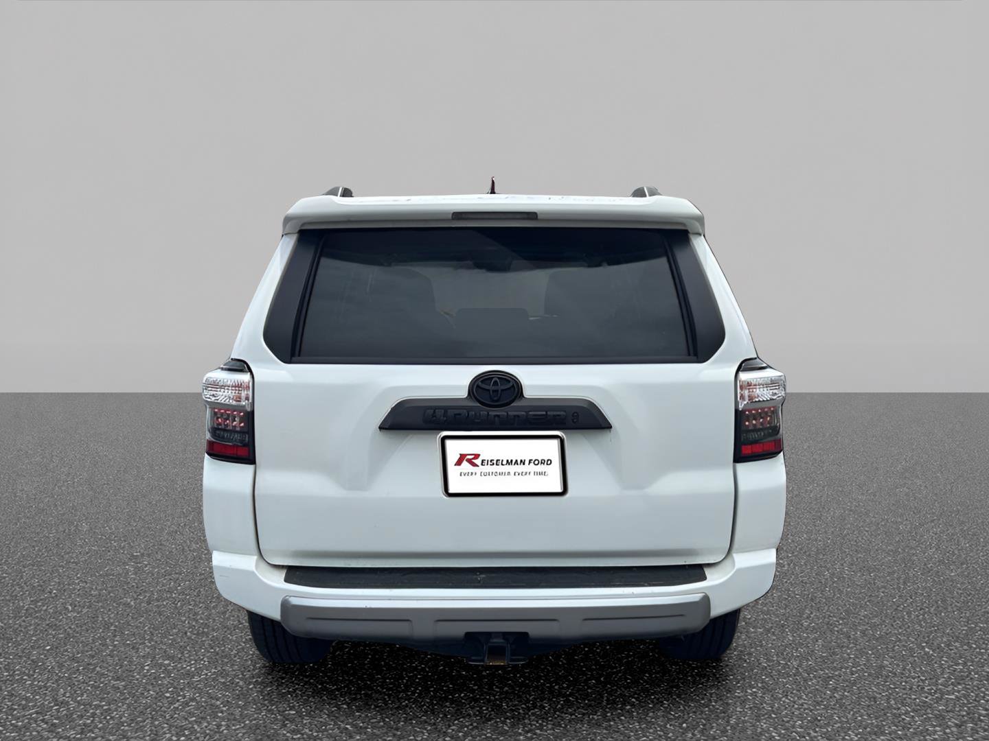 Used 2021 Toyota 4Runner TRD Off-Road Premium w/ Moonroof Package AWD/4WD image 5