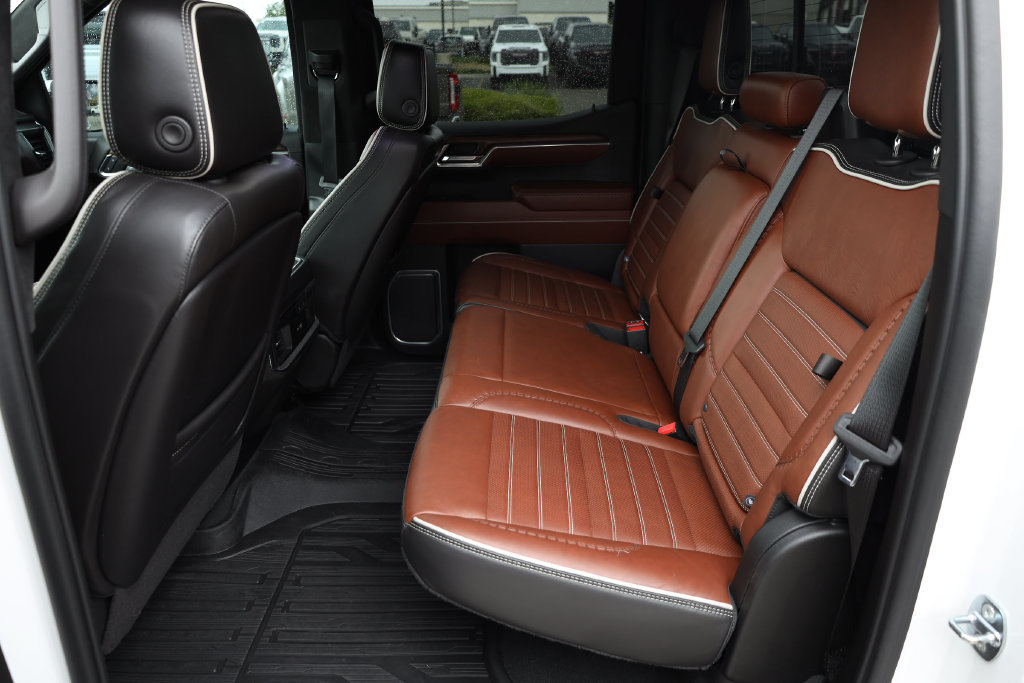 Used 2023 GMC Sierra 1500 Denali Ultimate AWD/4WD image 18