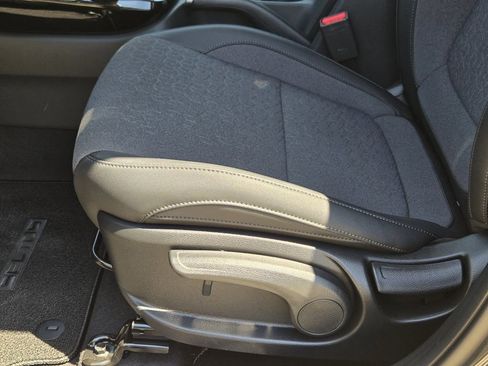 New 2026 Kia Seltos S FWD image 17