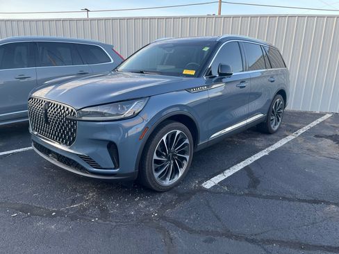 Used 2025 Lincoln Aviator Reserve w/ Equipment Group 201A AWD/4WD image 1