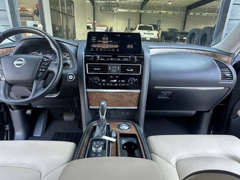 Used 2021 Nissan Armada SL w/ Captain's Chairs Package image 18