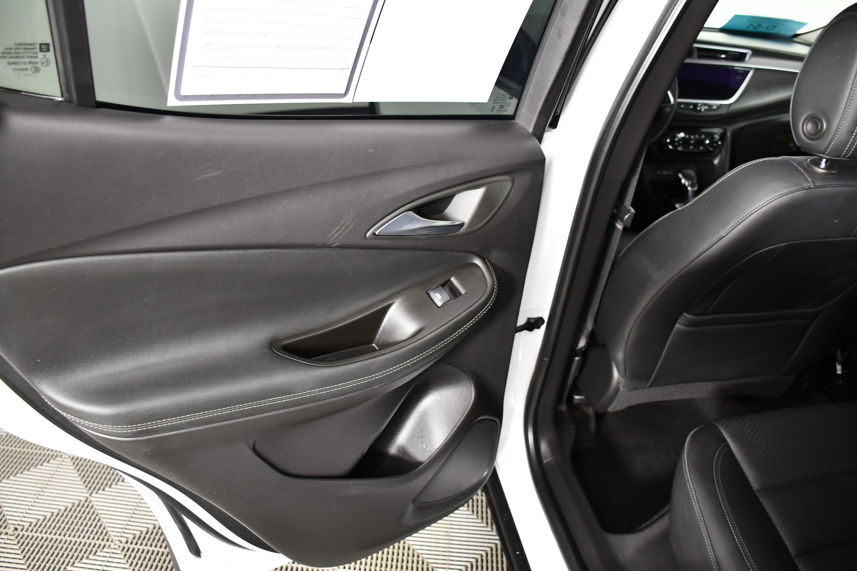 Used 2022 Buick Encore GX Essence w/ Advanced Technology Package FWD image 48