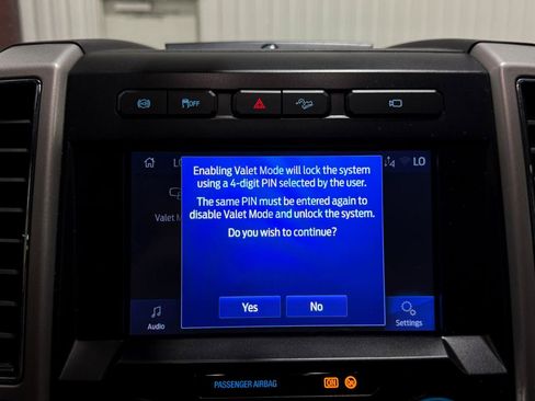 Used 2021 Ford F250 Lariat w/ Lariat Ultimate Package AWD/4WD image 21