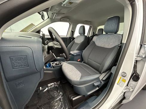 Used 2025 Ford Maverick XLT w/ Equipment Group 302A AWD/4WD image 10