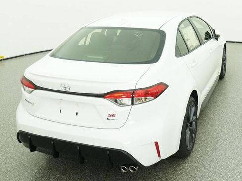 New 2026 Toyota Corolla SE FWD image 15