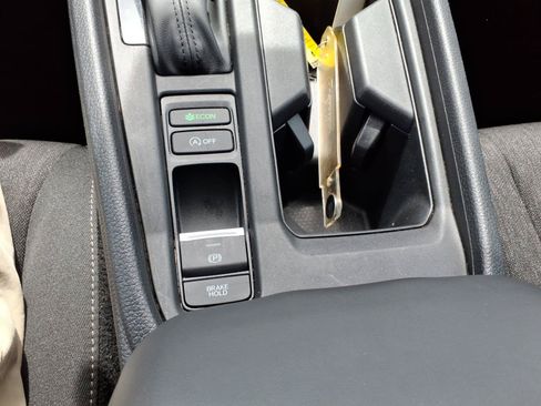 Used 2023 Honda Accord EX image 13