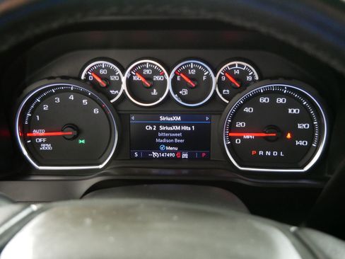 Used 2020 Chevrolet Silverado 1500 RST AWD/4WD image 21