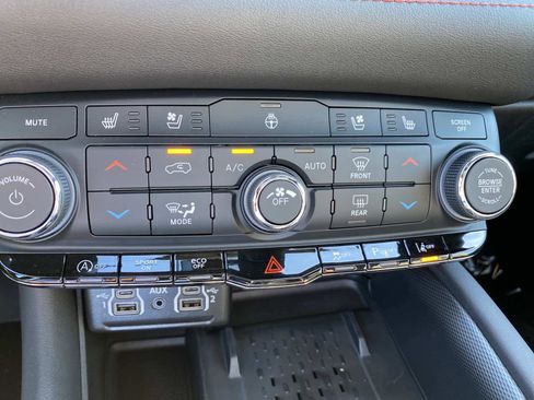 New 2026 Dodge Durango GT image 12