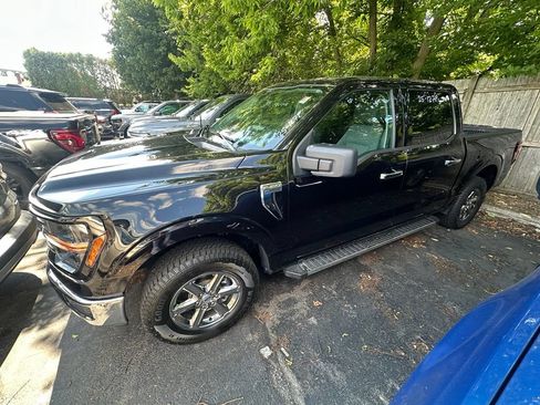Used 2025 Ford F150 XLT w/ Equipment Group 301A Standard AWD/4WD image 4