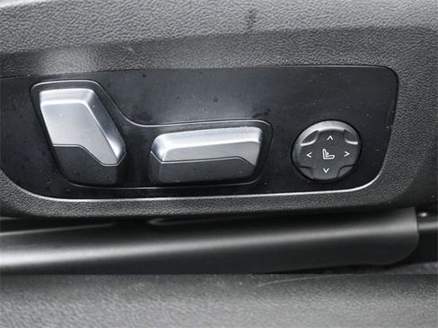 Used 2024 BMW 430i Convertible image 26