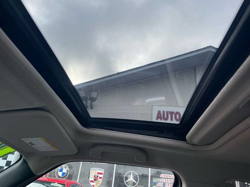 Used 2013 Nissan Juke SV image 17