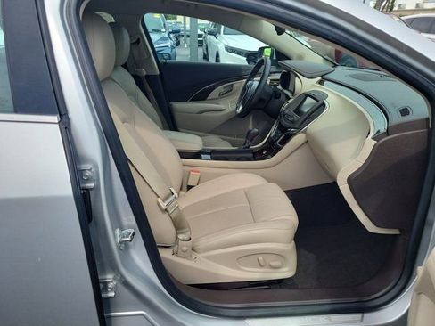 Used 2014 Buick LaCrosse Premium w/ Driver Confidence Package FWD image 8