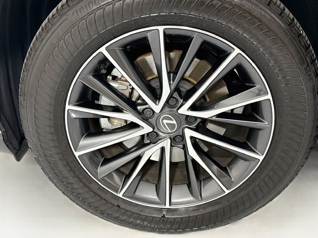 Certified 2026 Lexus NX 350h AWD w/ Accessory Package (2T) image 30