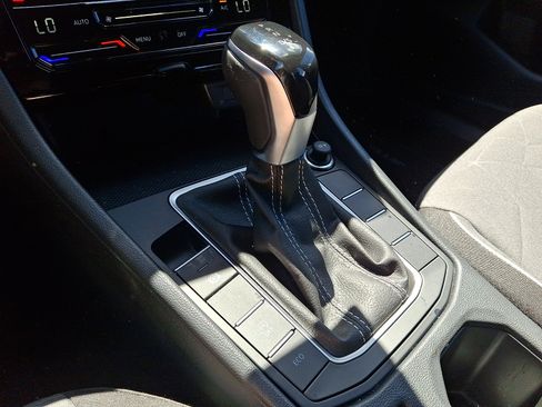 Certified 2025 Volkswagen Jetta Sport FWD image 14