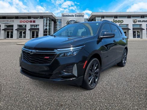 Used 2023 Chevrolet Equinox RS FWD image 4