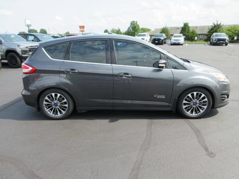 Used 2017 Ford C-MAX Energi Titanium w/ Equipment Group 501A FWD image 6