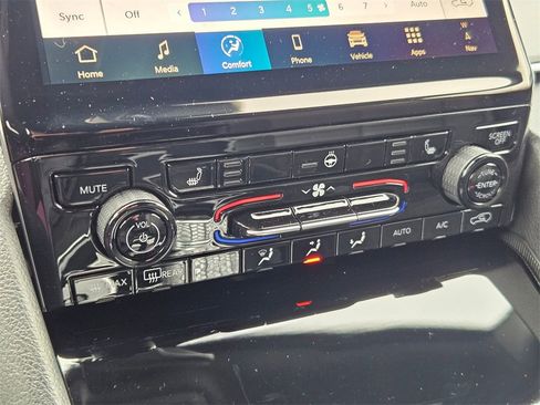 New 2025 Jeep Grand Cherokee L Limited w/ Trailer Tow Package image 23