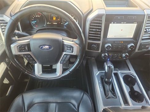 Used 2019 Ford F150 Platinum image 11