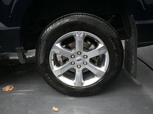 Used 2022 Ford F150 Lariat w/ Equipment Group 502A High AWD/4WD image 11