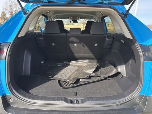 Certified 2019 Toyota RAV4 LE image 18