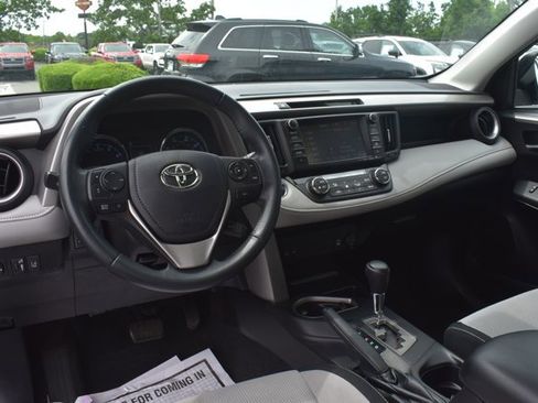 Used 2016 Toyota RAV4 XLE w/ Convenience Package AWD/4WD image 19