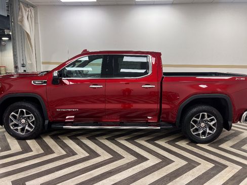 New 2026 GMC Sierra 1500 SLT AWD/4WD image 3