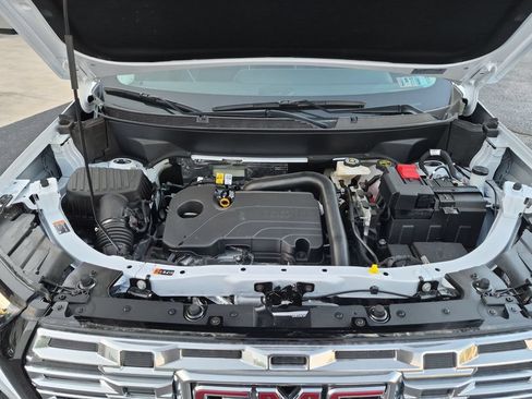 New 2027 GMC Terrain Denali w/ LPO, Floor Liner Package AWD/4WD image 17