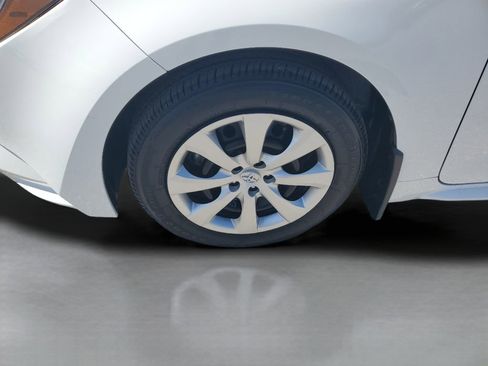 Certified 2026 Toyota Corolla LE FWD image 25