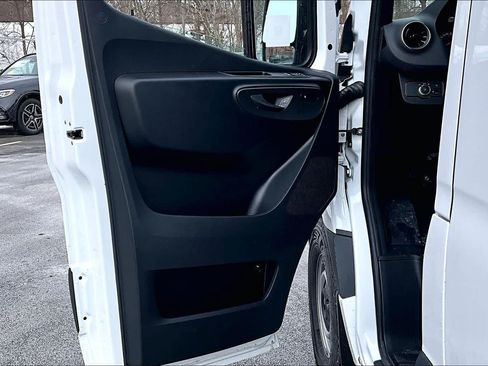 New 2026 Mercedes-Benz Sprinter 2500 image 11