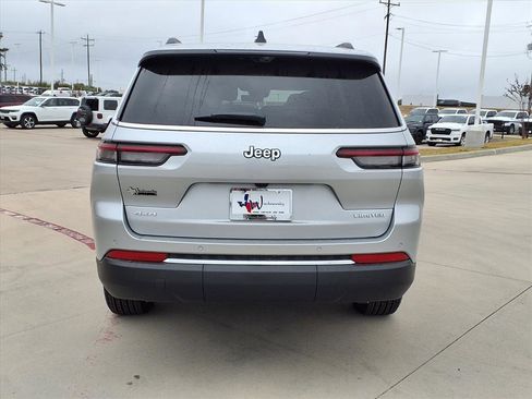 New 2025 Jeep Grand Cherokee L Limited w/ Luxury Tech Group II image 6