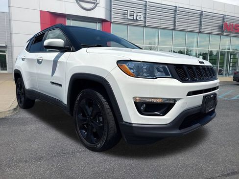 Used 2021 Jeep Compass Latitude AWD/4WD image 3