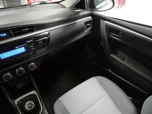 Used 2014 Toyota Corolla L image 11