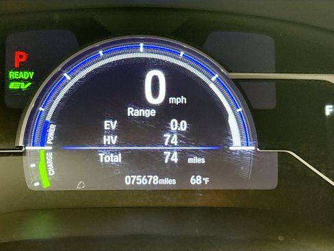 Used 2019 Honda Clarity Touring image 8