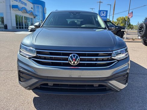 Used 2023 Volkswagen Tiguan SE image 8