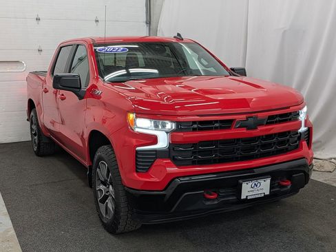 Used 2022 Chevrolet Silverado 1500 LT AWD/4WD image 22