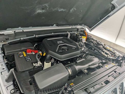 Used 2023 Jeep Wrangler Unlimited image 16