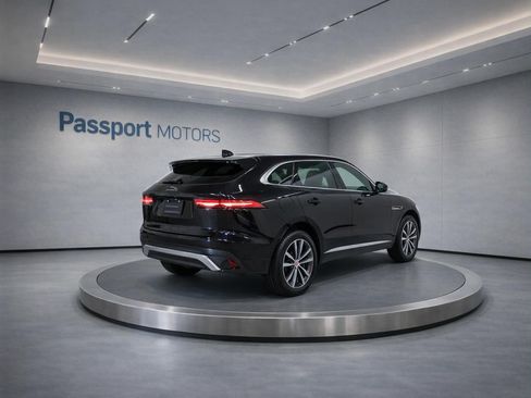 Used 2023 Jaguar F-PACE S AWD/4WD image 4