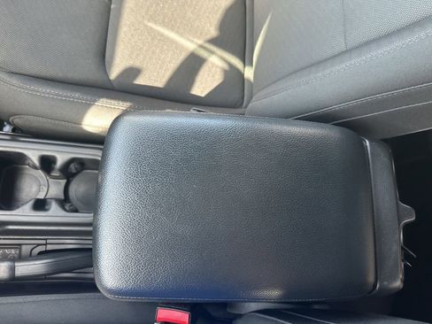 Used 2022 Jeep Wrangler Unlimited Sport AWD/4WD image 37