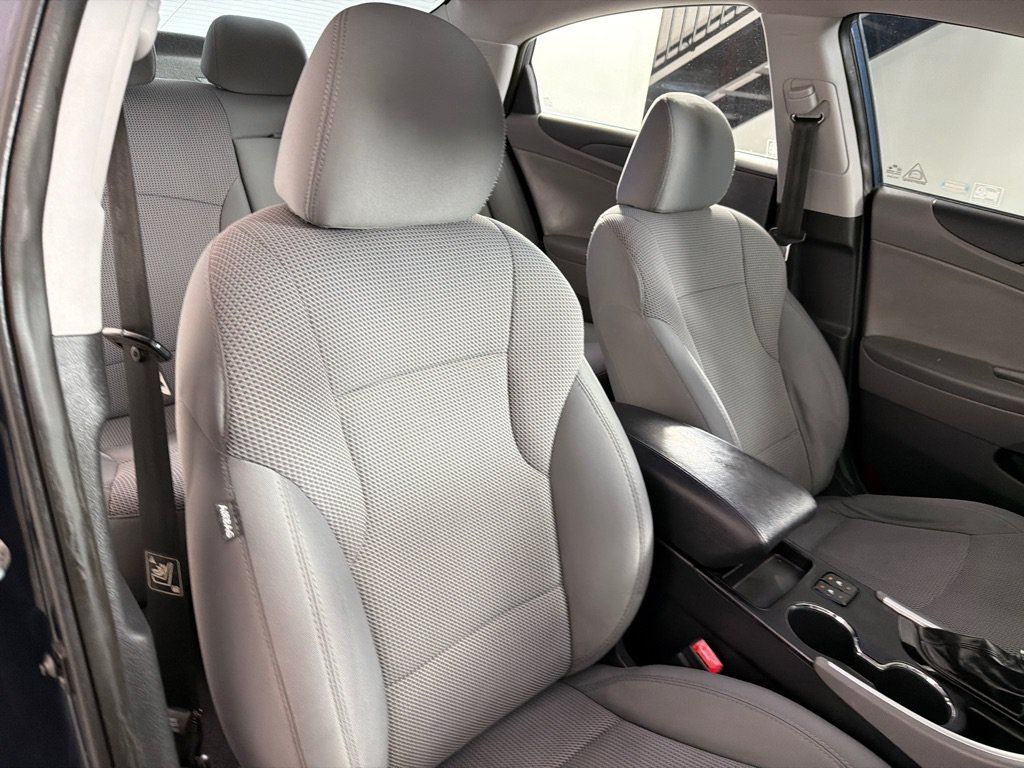 Used 2014 Hyundai Sonata GLS w/ Popular Equipment Group 2 FWD image 23