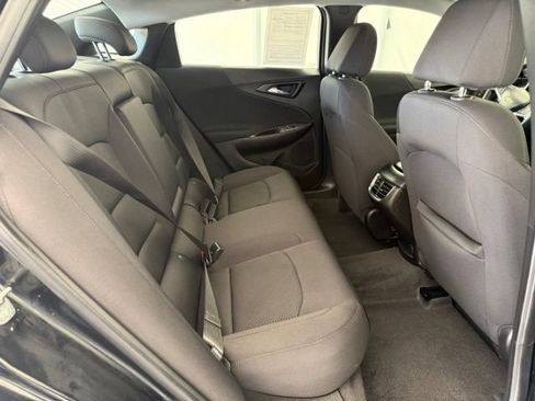 Used 2023 Chevrolet Malibu LT FWD image 23