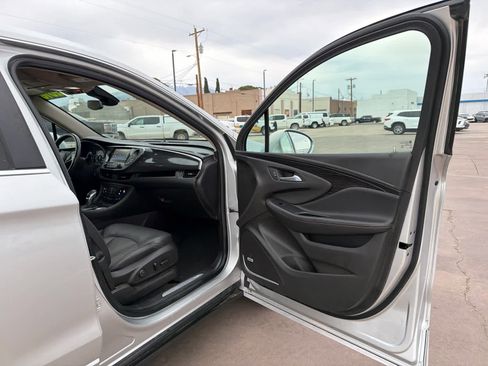 Used 2018 Buick Envision Premium image 17