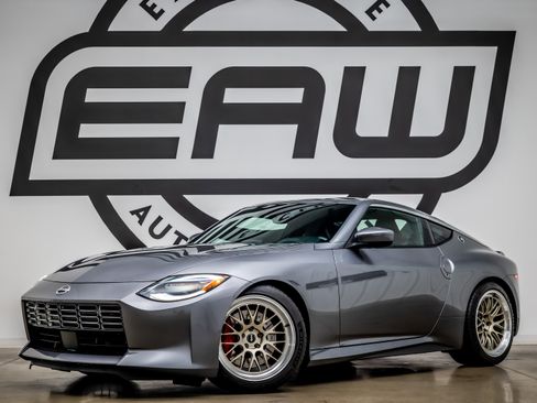 Used 2024 Nissan Z Performance w/ Floor Mat Package image 1